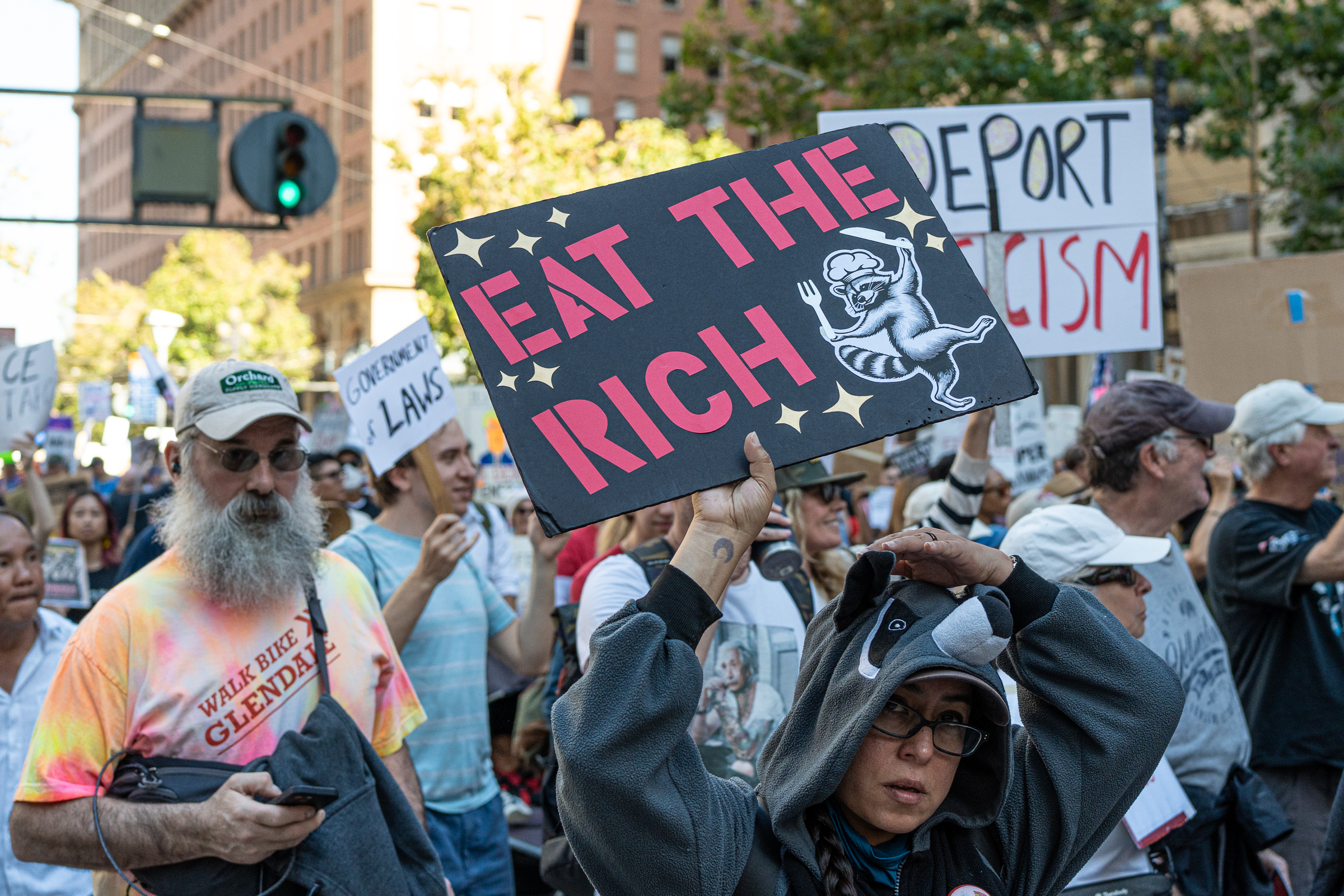 Eat the rich Eat the rich