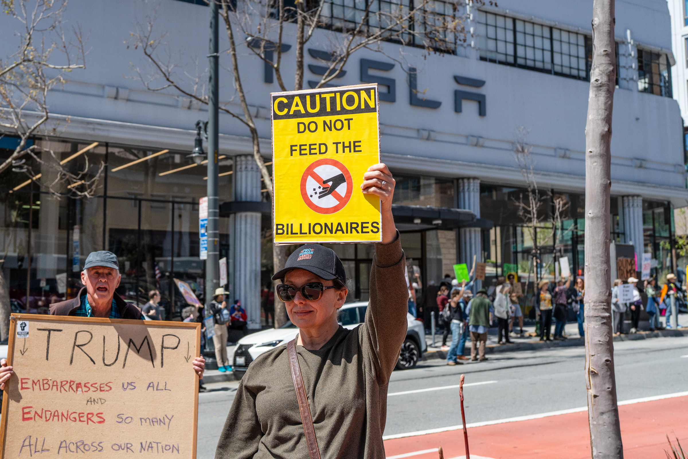 DO NOT FEED THE BILLIONAIRES